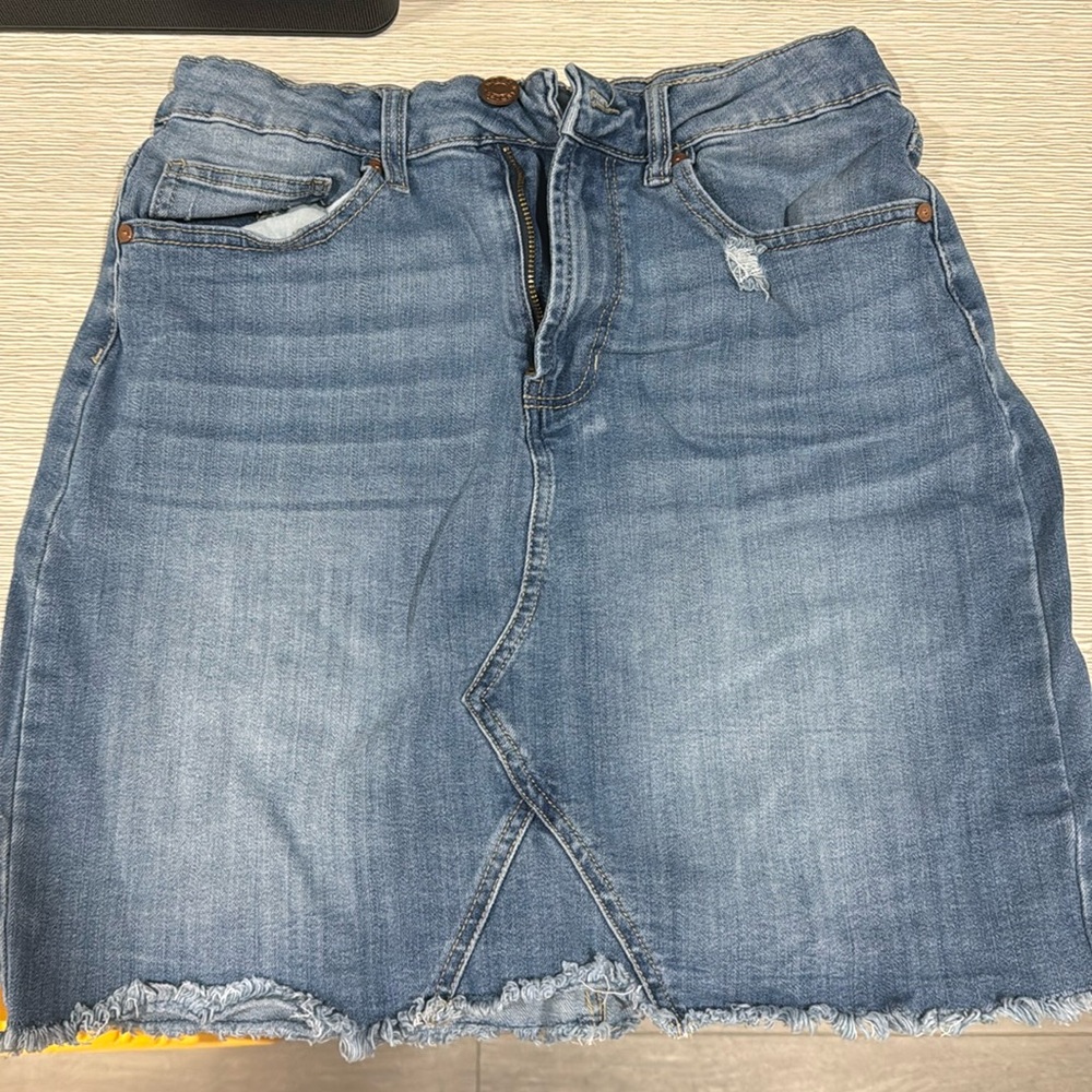 Denim skirt